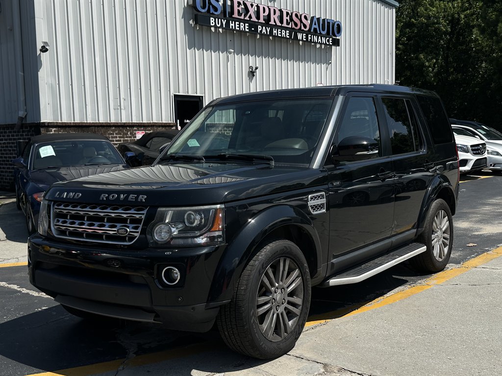 2016 Land Rover LR4 - $10,995