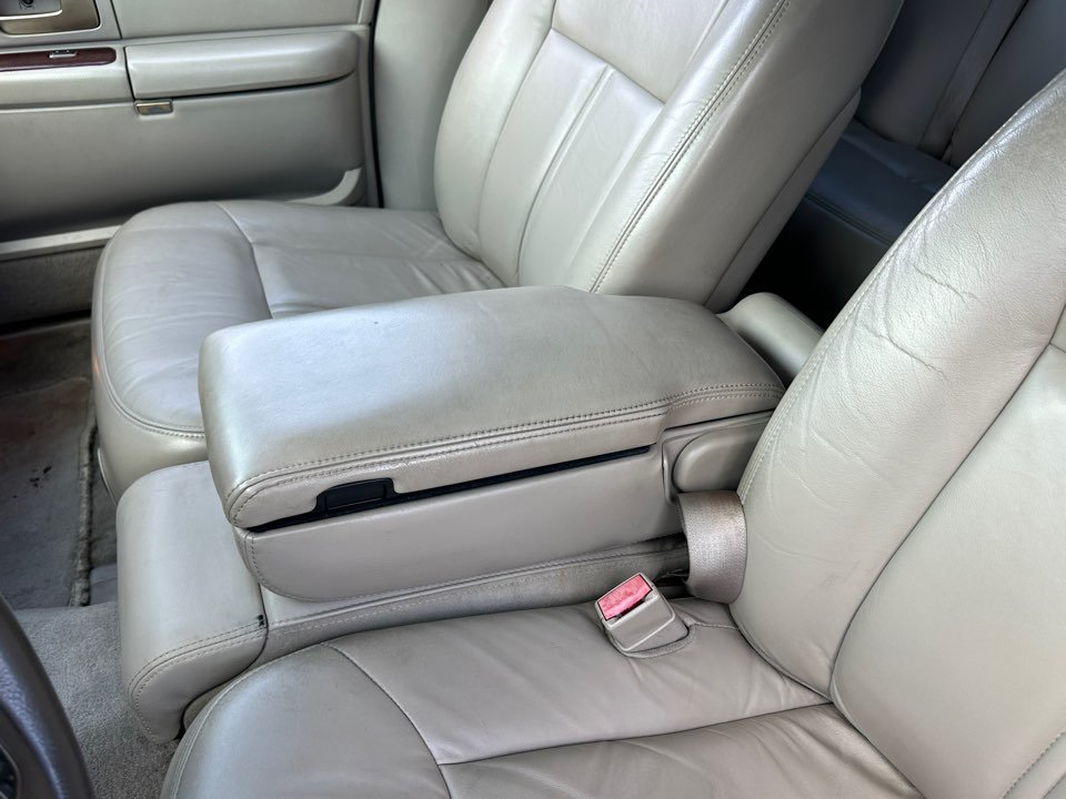 2004 Lincoln Town Car - $7,995