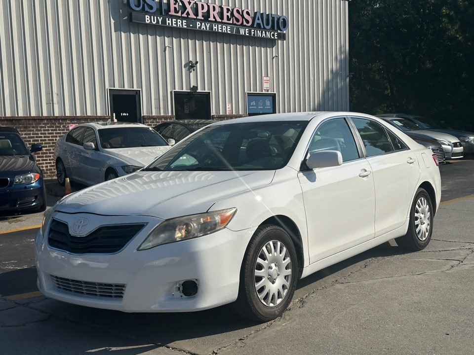 2010 Toyota Camry - $6,995
