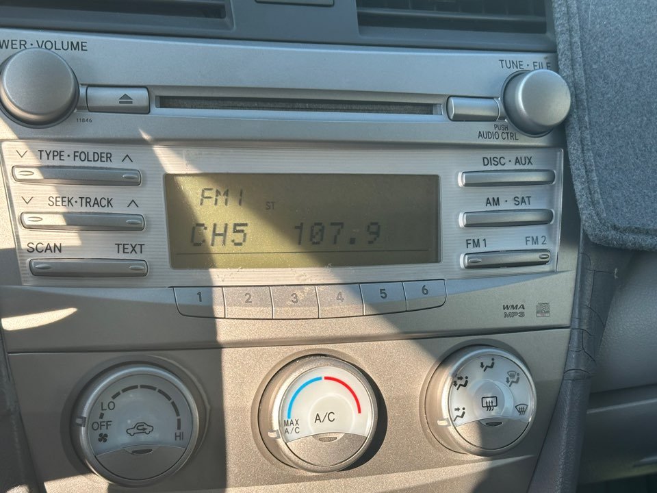 2010 Toyota Camry - $6,995