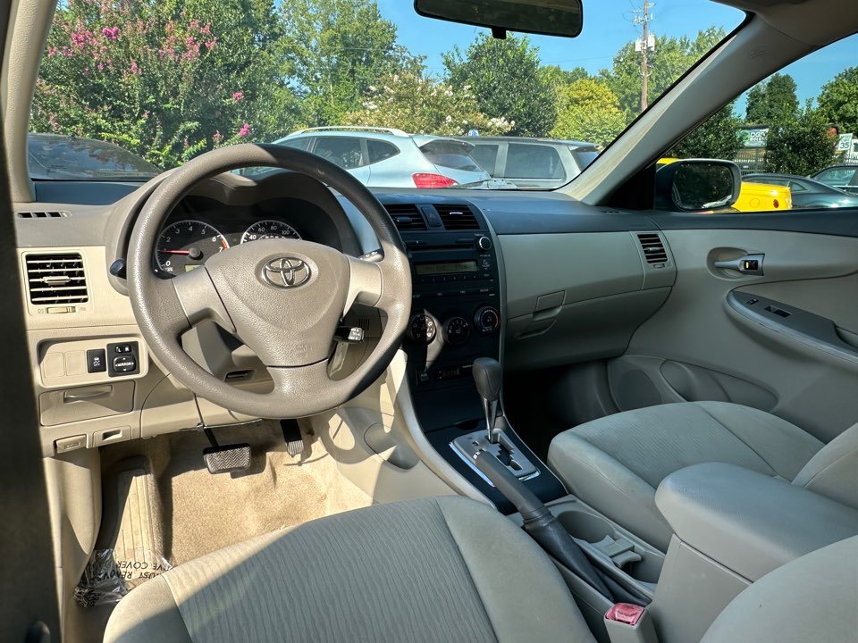 2010 Toyota Corolla - $9,995