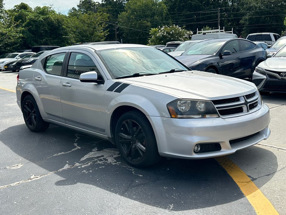 2012 Dodge Avenger - $5,995