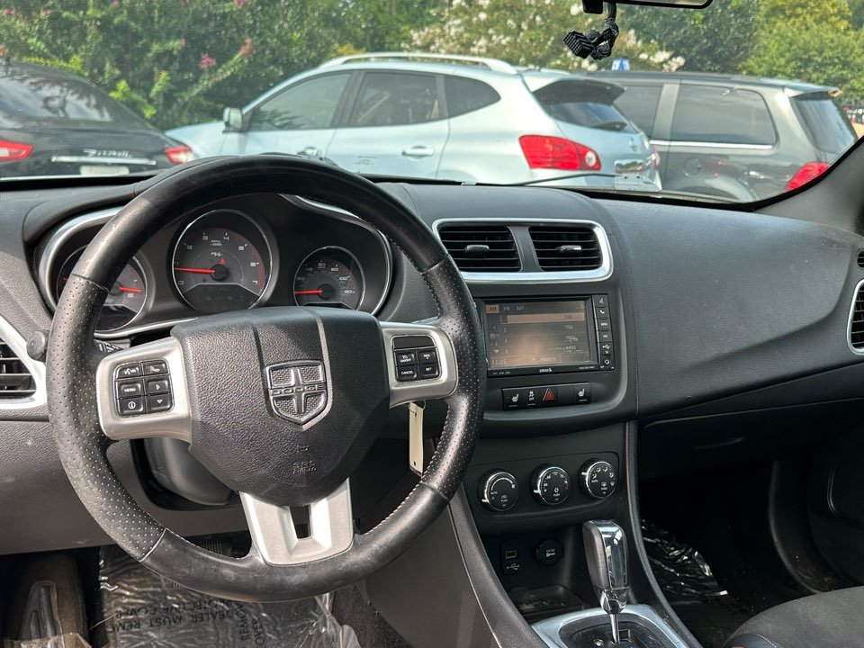 2012 Dodge Avenger - $5,995