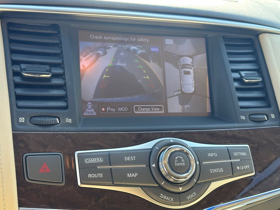 2016 INFINITI QX80