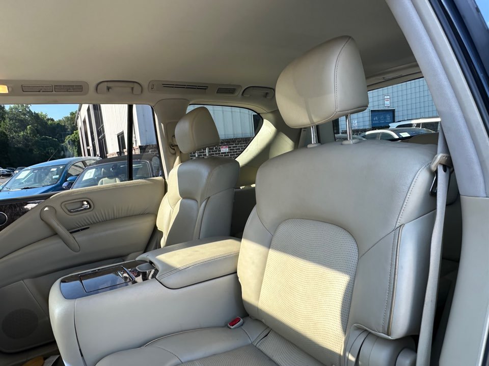 2016 INFINITI QX80