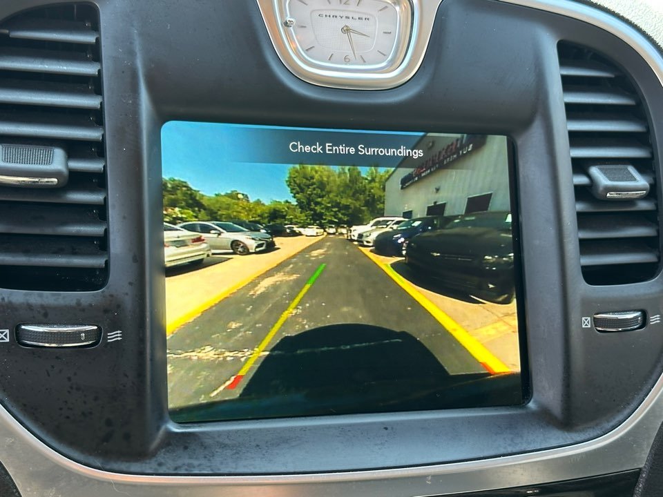 2021 Chrysler 300 - $13,995