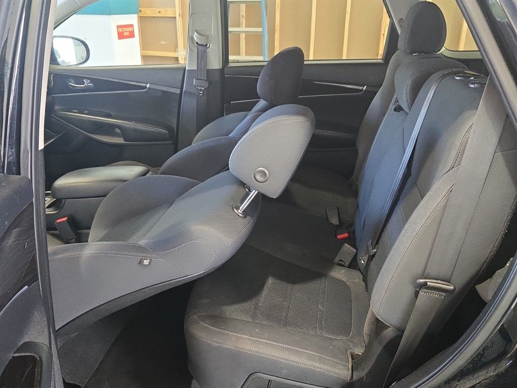 2019 Kia Sorento - $8,803