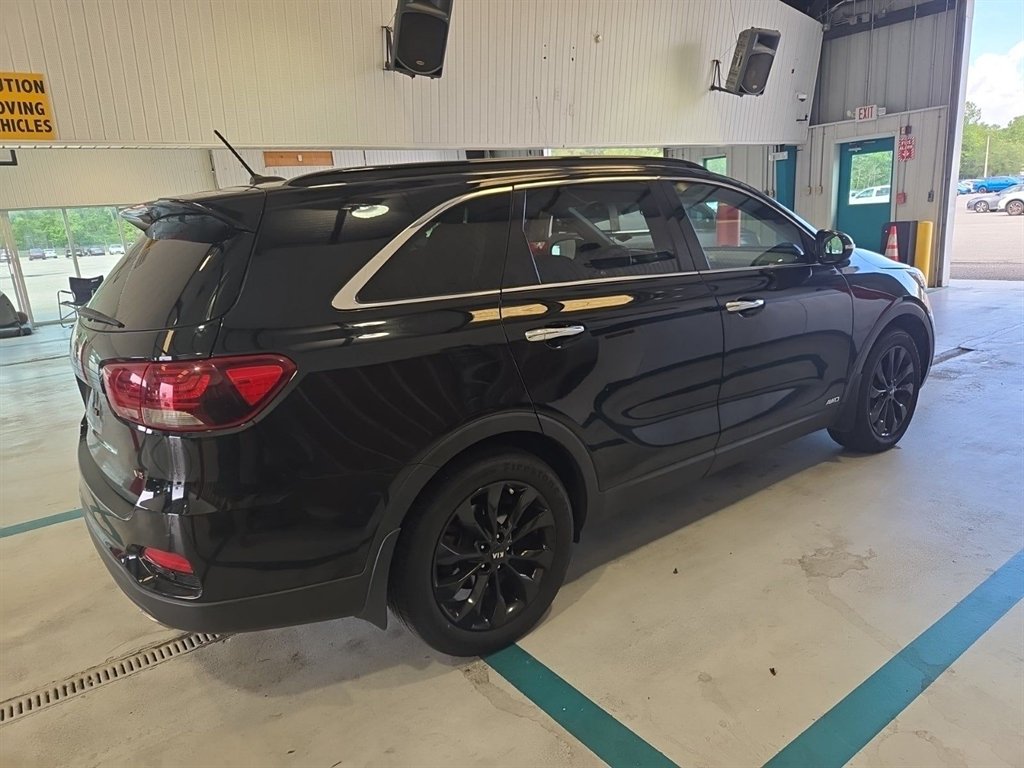 2019 Kia Sorento - $8,803