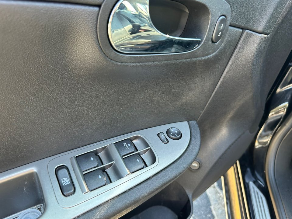 2010 Chevrolet Malibu - $9,995
