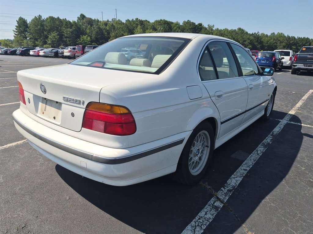 1999 BMW 528i - $5,995