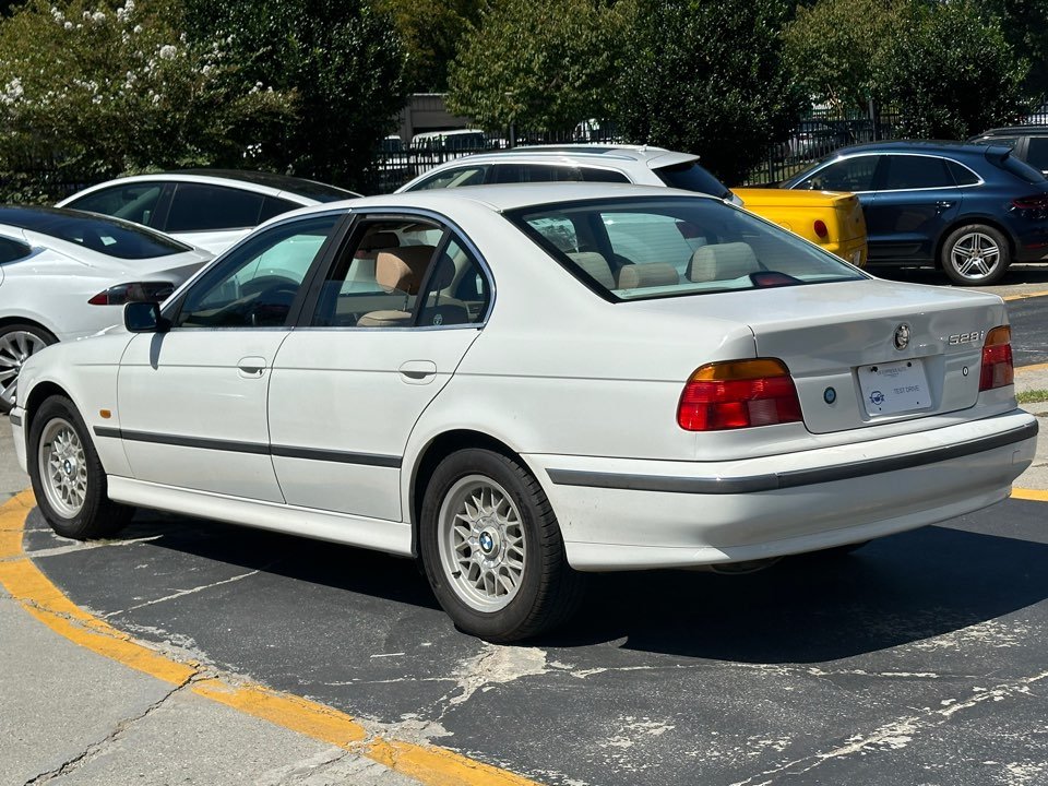 1999 BMW 528i - $5,995