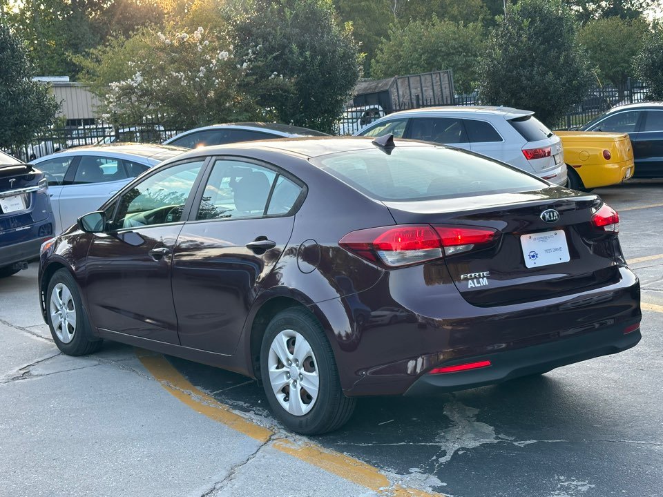 2018 Kia Forte - $9,488