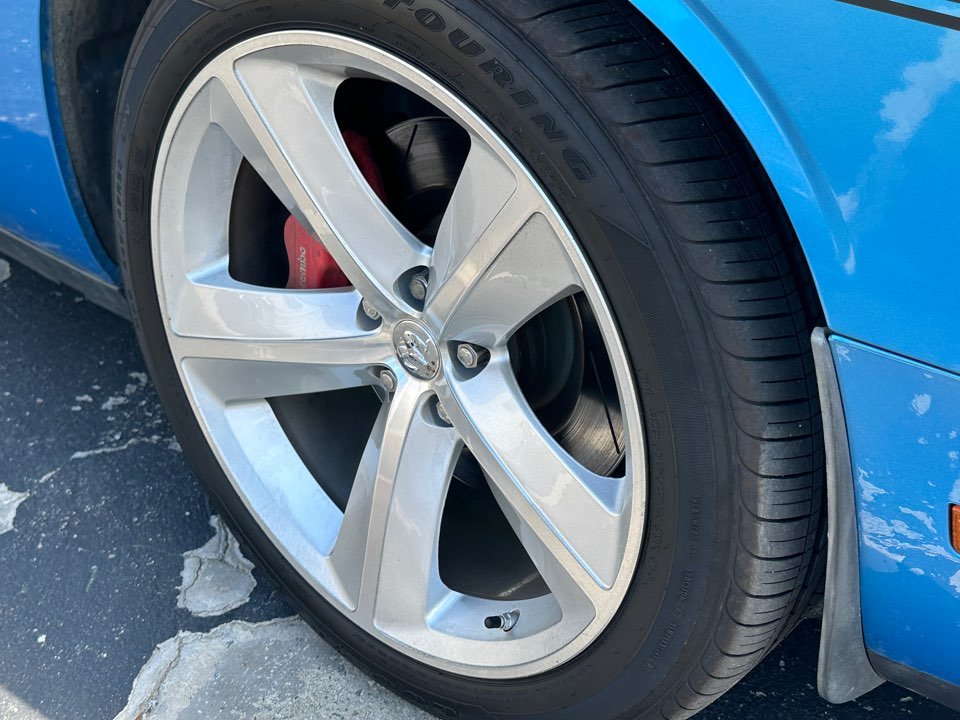 2010 Dodge Challenger - $12,995
