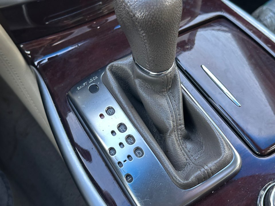 2011 INFINITI M - $5,265