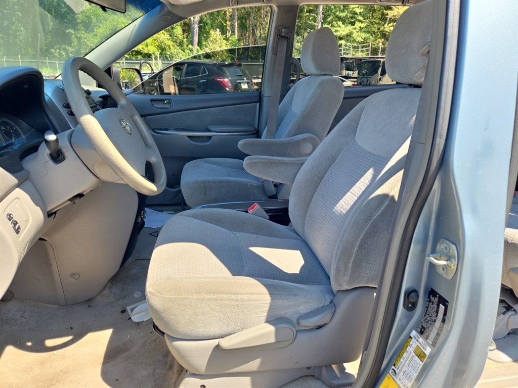 2010 Toyota Sienna - $8,468