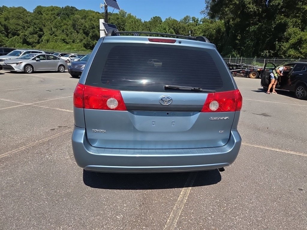 2010 Toyota Sienna - $8,468