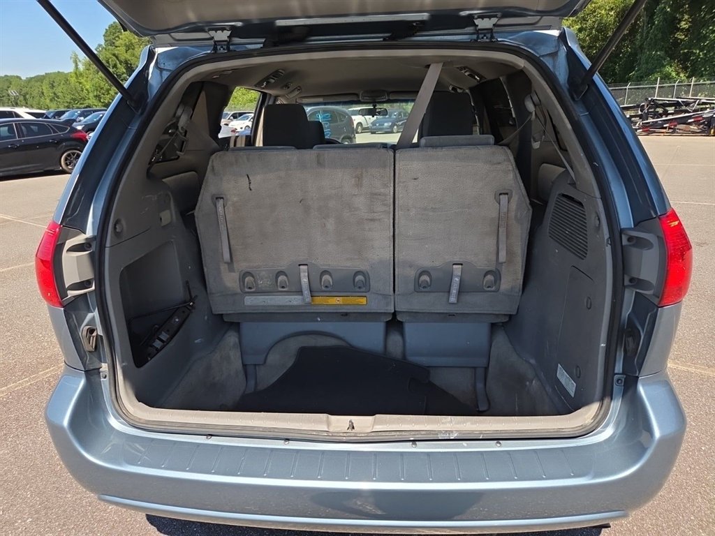 2010 Toyota Sienna - $8,468
