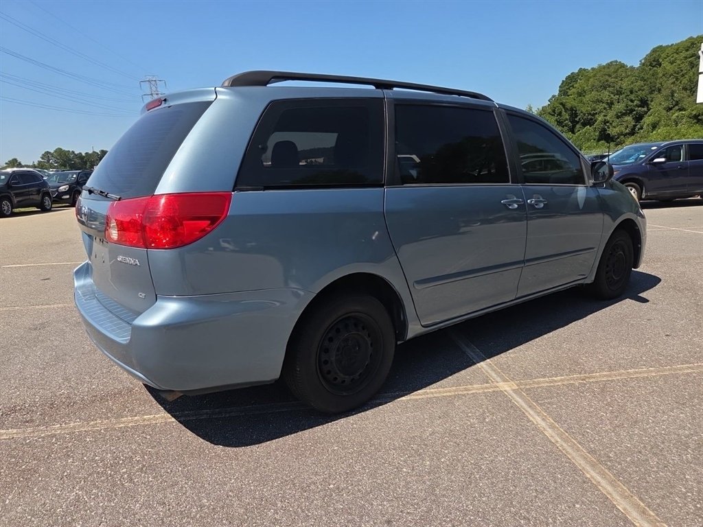 2010 Toyota Sienna - $8,468