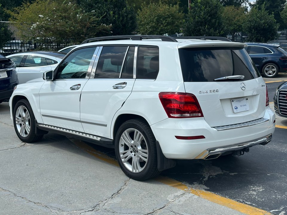 2015 Mercedes-Benz GLK-Class - $9,705