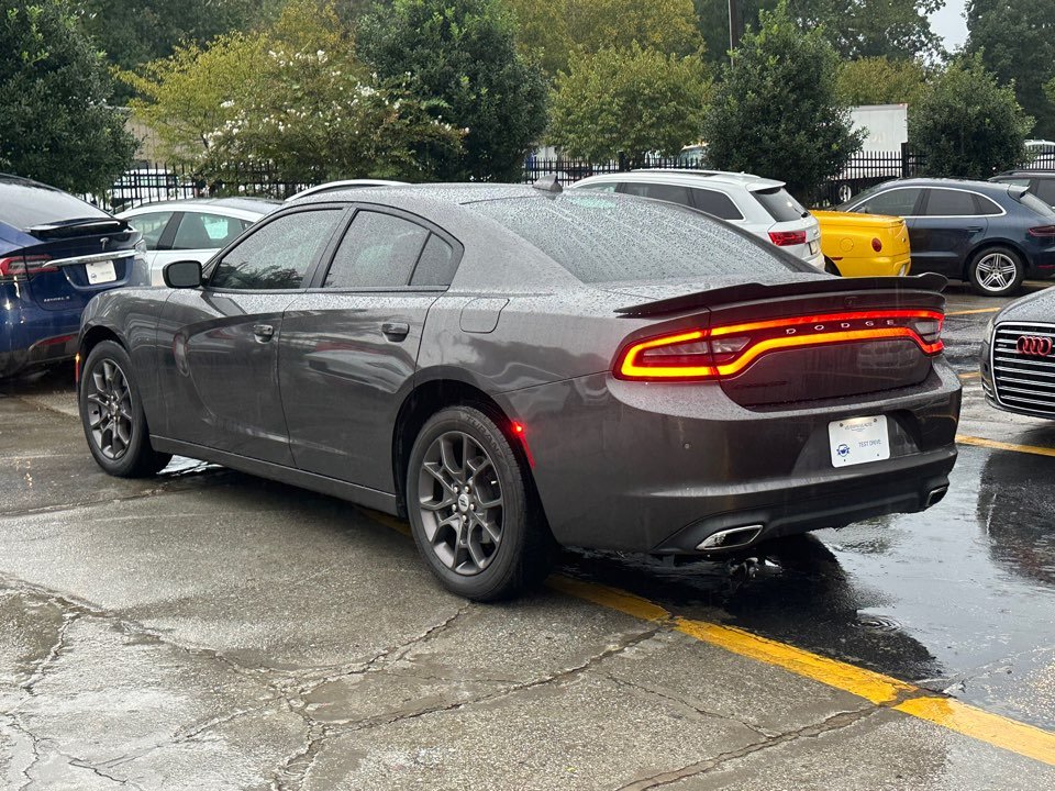 2018 Dodge Charger - $17,445