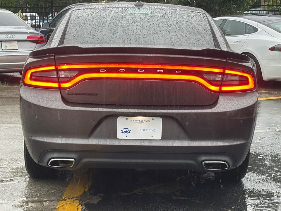 2018 Dodge Charger - $17,445
