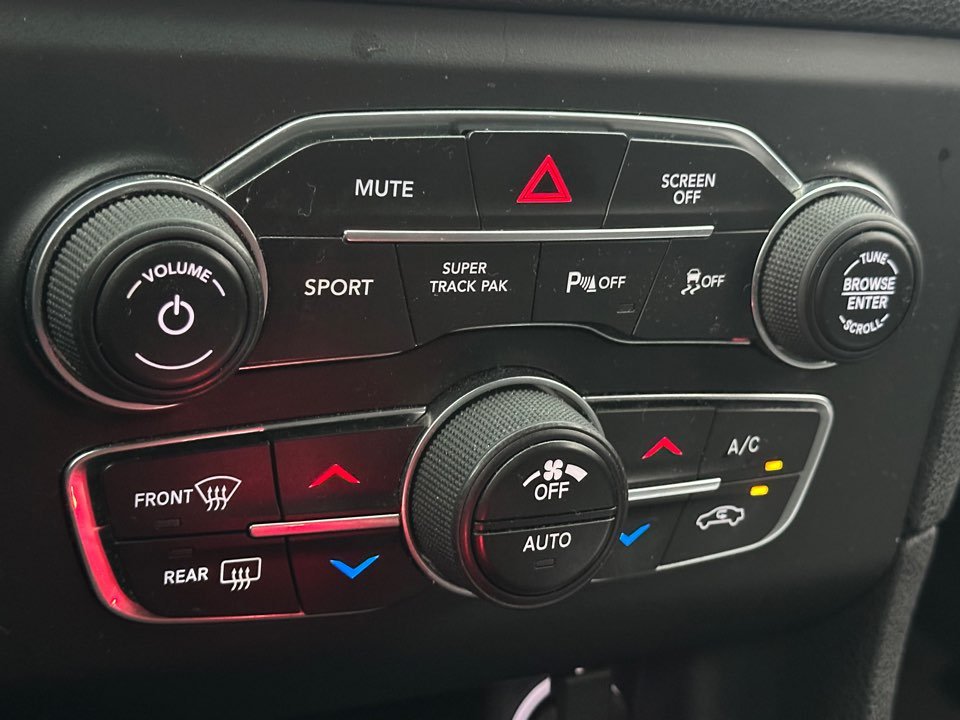 2018 Dodge Charger - $17,445