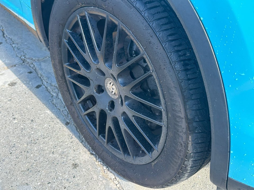 2012 Porsche Cayenne - $9,995