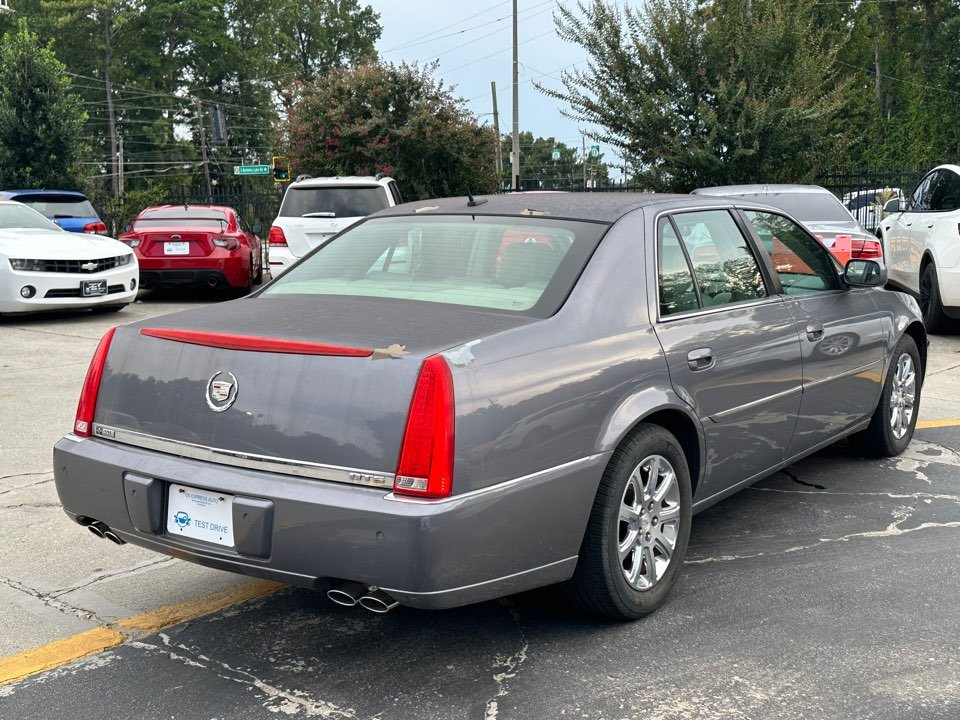 2008 Cadillac DTS - $7,995