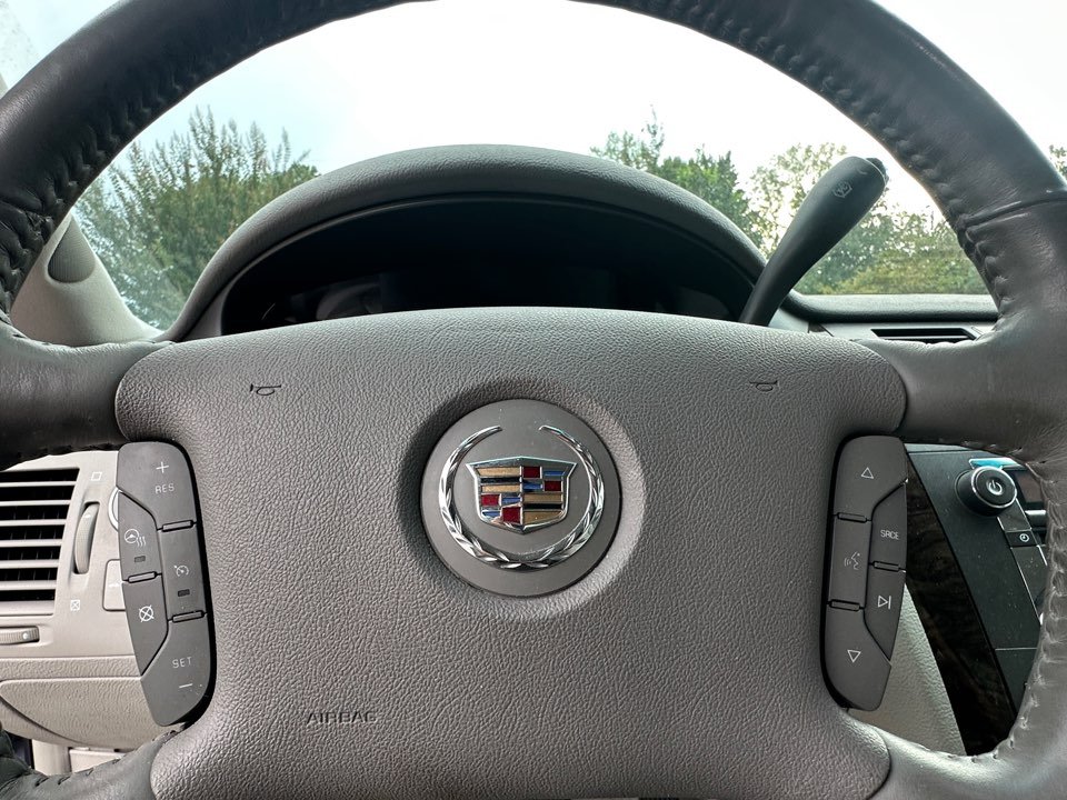 2008 Cadillac DTS - $7,995