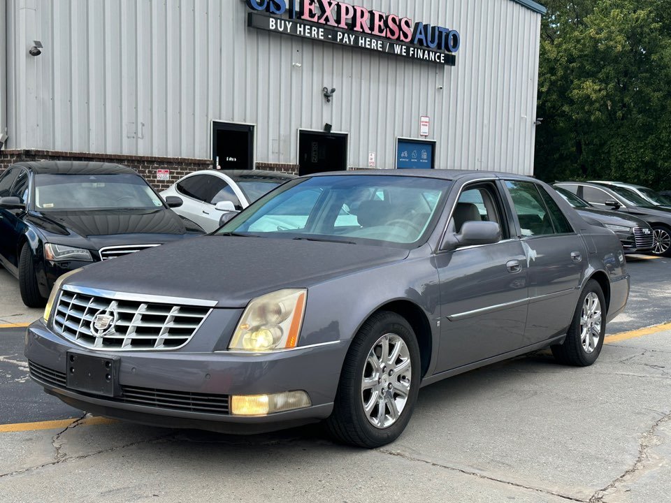 2008 Cadillac DTS - $7,995