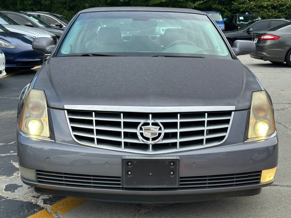 2008 Cadillac DTS - $7,995