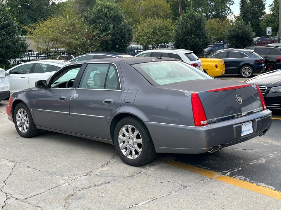 2008 Cadillac DTS - $7,995