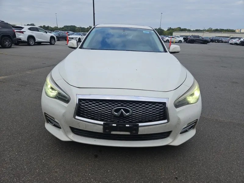 2014 INFINITI Q50 - $6,075