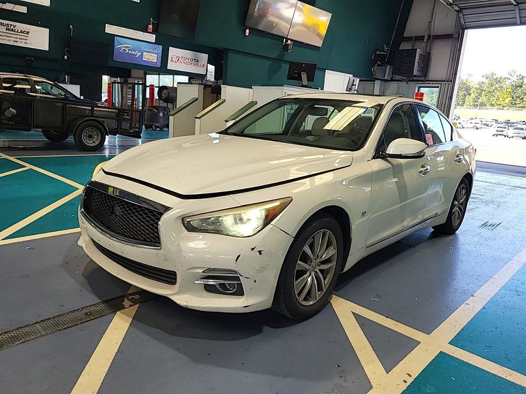 2014 INFINITI Q50