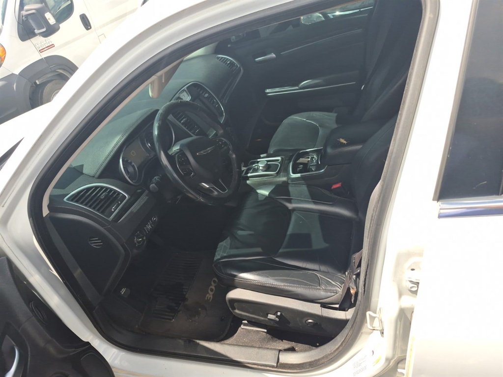 2015 Chrysler 300 - $8,228