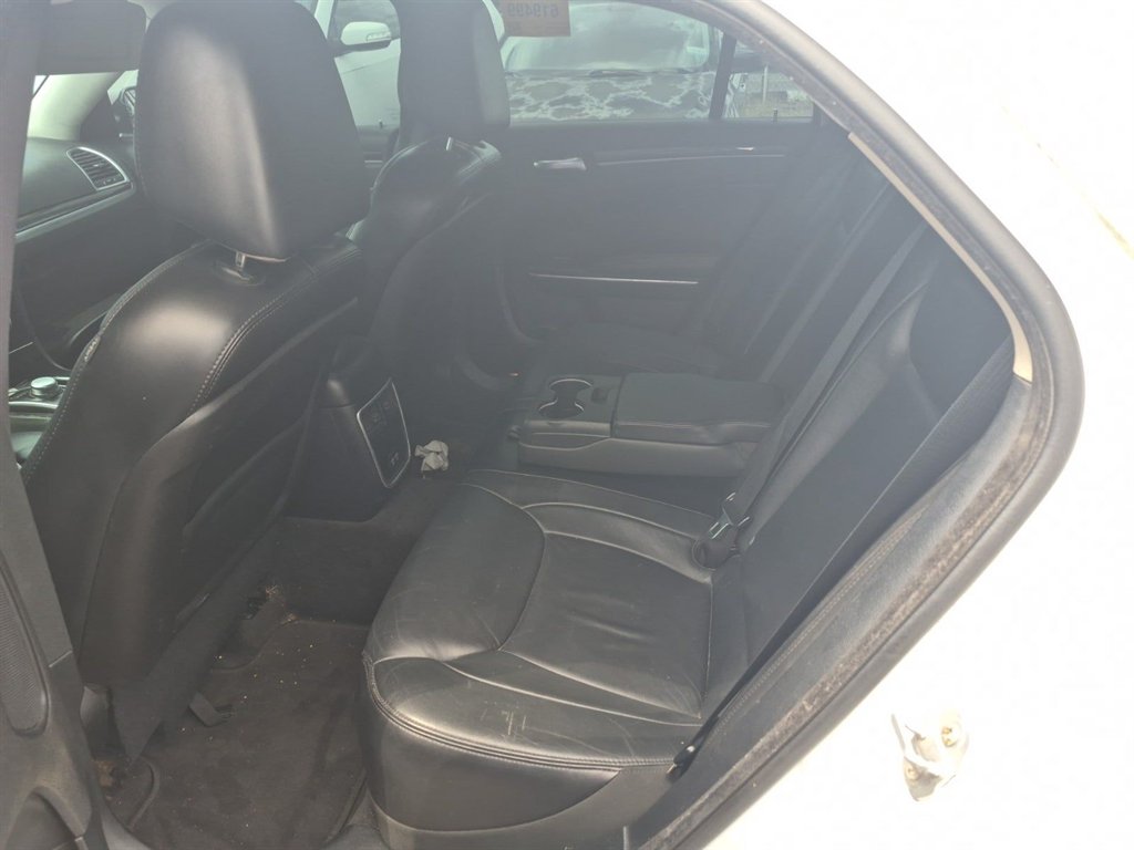 2015 Chrysler 300 - $8,228