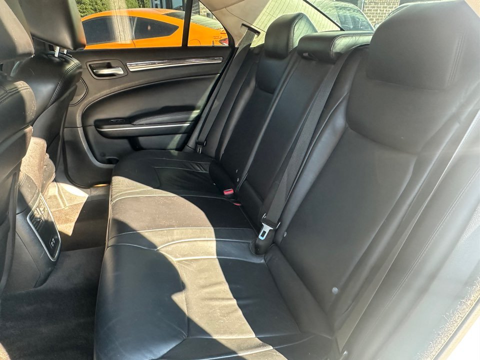 2015 Chrysler 300 - $8,228