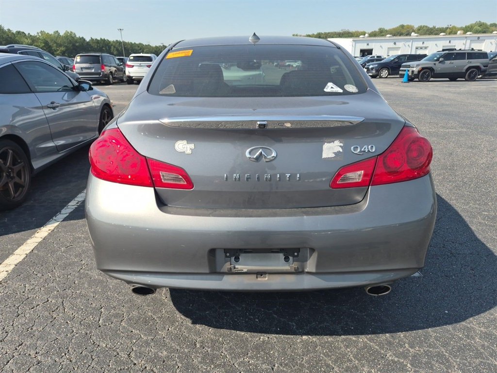 2015 INFINITI Q40 - $8,888
