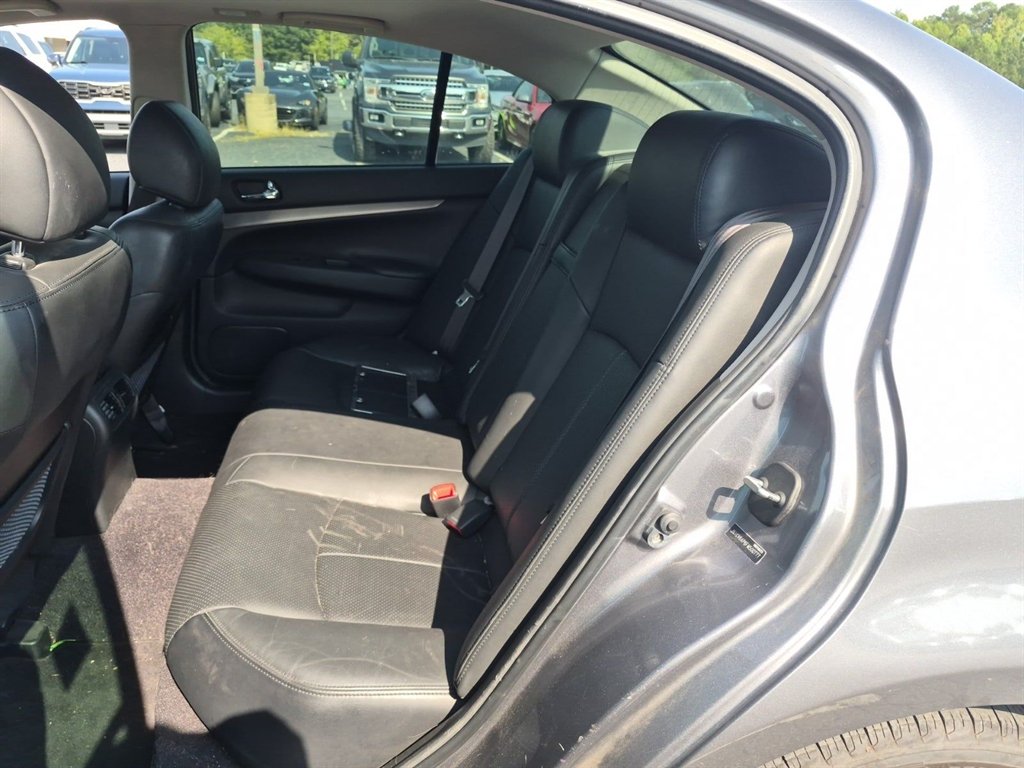 2015 INFINITI Q40 - $8,888
