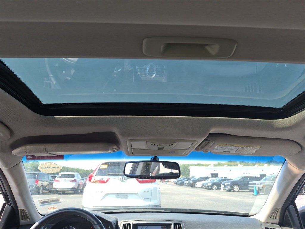 2015 INFINITI Q40 - $8,888