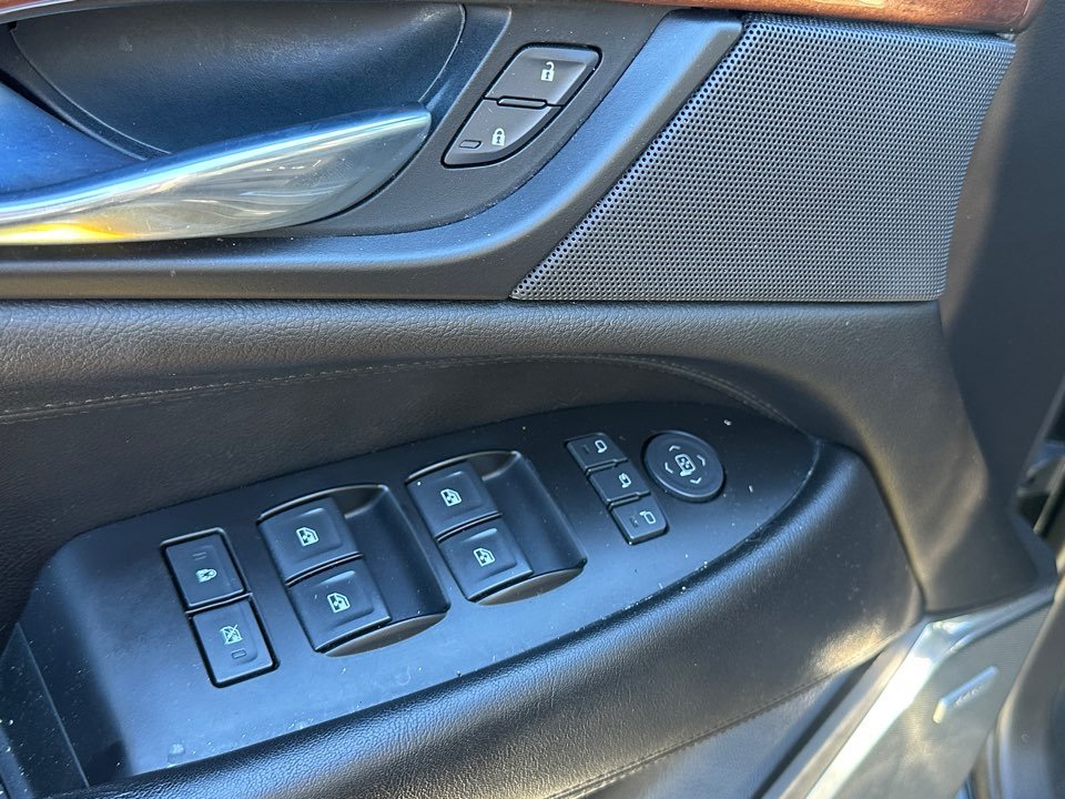 2015 Cadillac Escalade - $17,995
