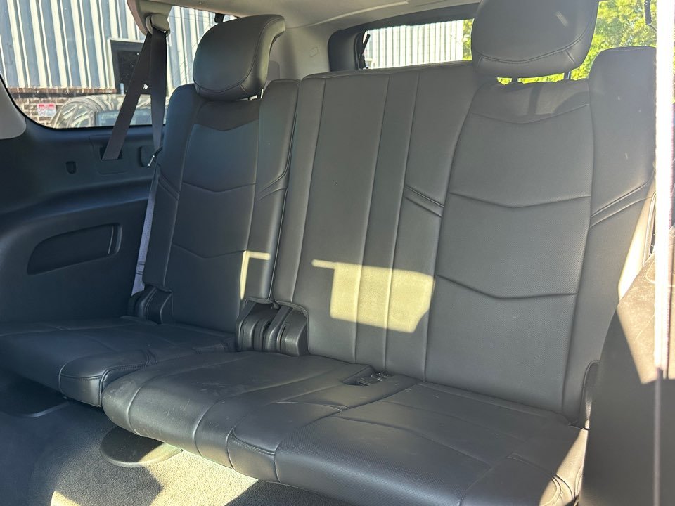 2015 Cadillac Escalade - $17,995