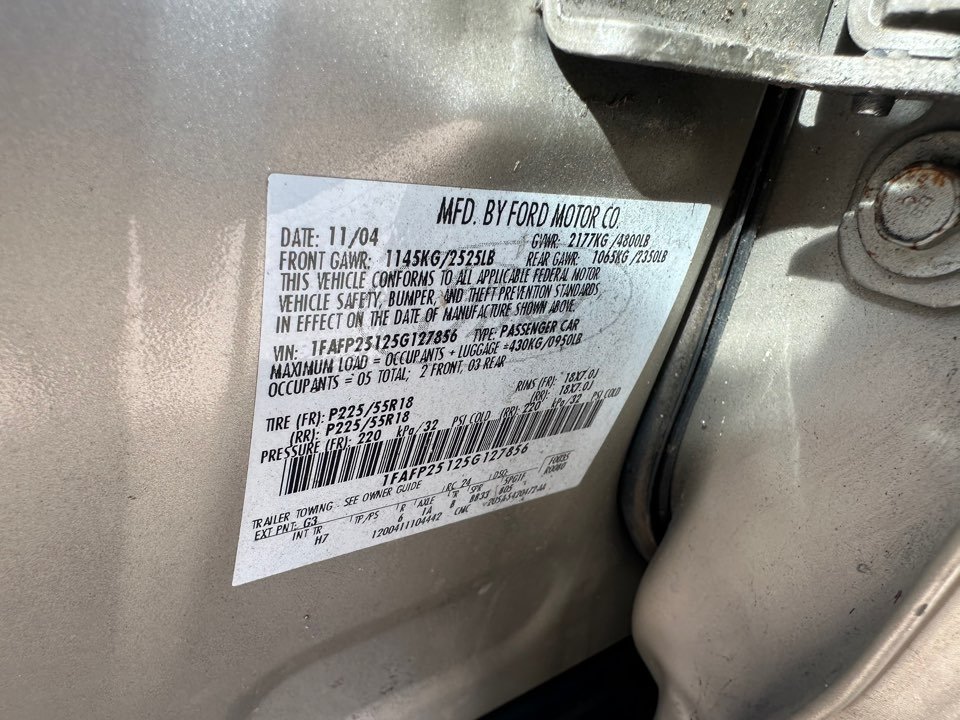 2005 Ford Five Hundred - $4,995