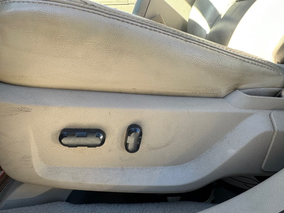 2005 Ford Five Hundred - $4,995