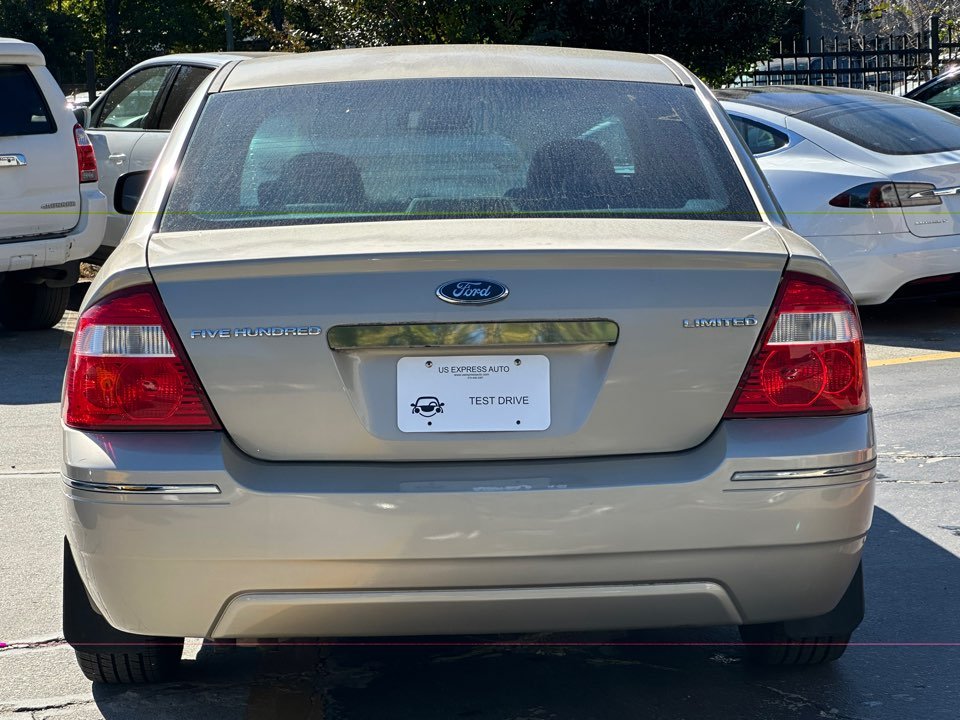 2005 Ford Five Hundred - $4,995