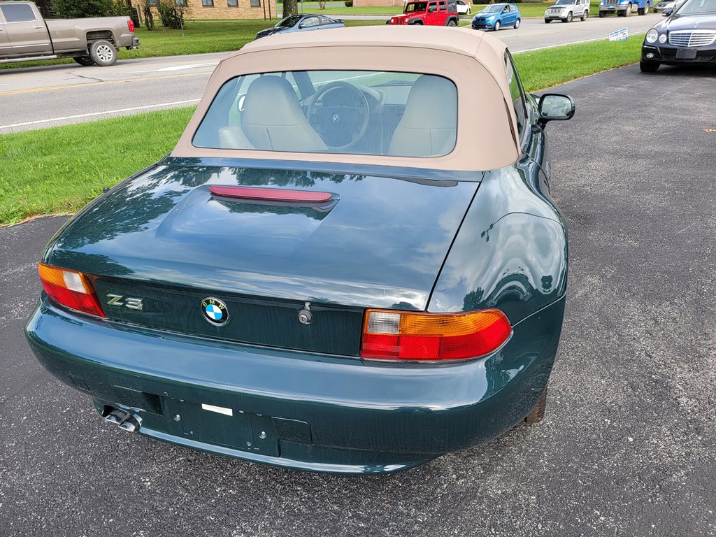 1997 BMW Z3 Roadster - $17,900