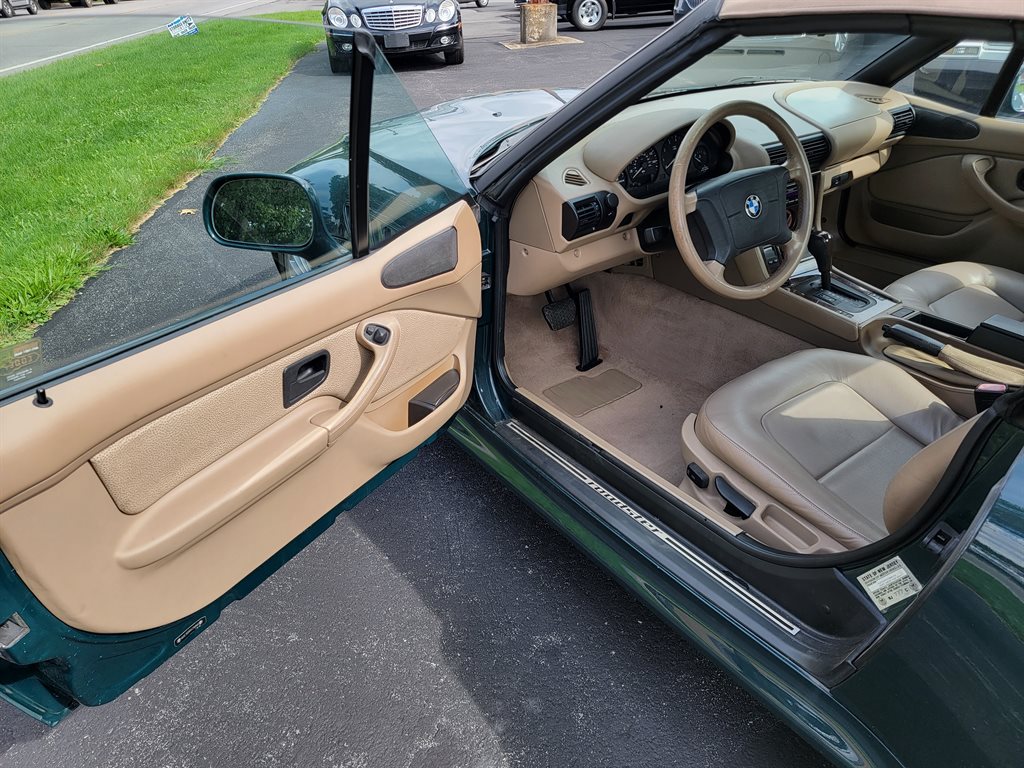 1997 BMW Z3 Roadster - $17,900