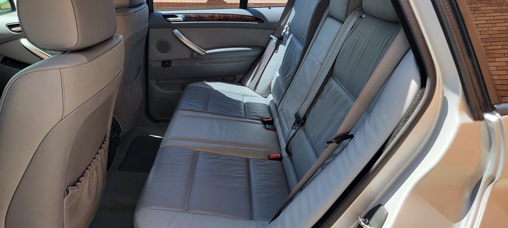 2002 BMW X5 3.0i photo