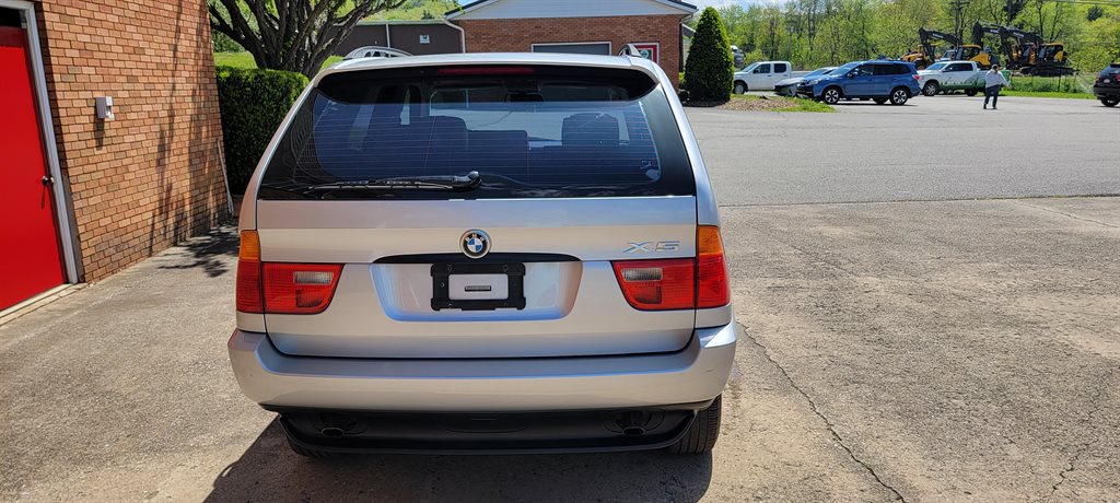 2002 BMW X5 3.0i photo