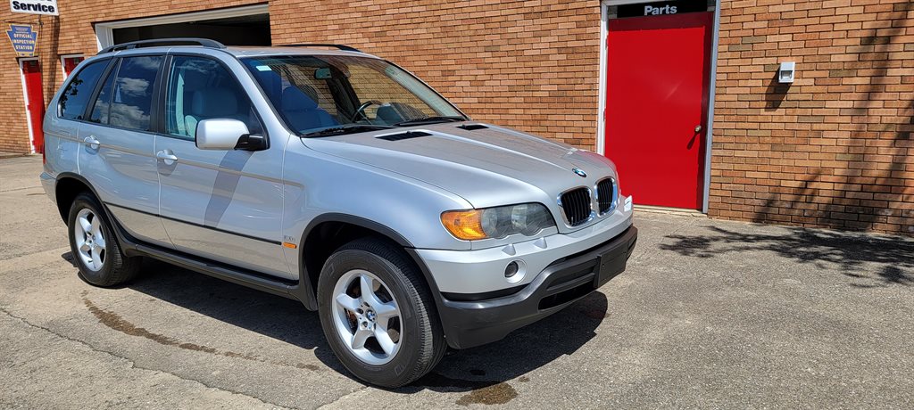 2002 BMW X5 3.0i photo